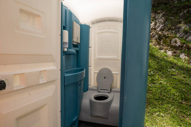 Portable Toilet Options We Offer in Monona, WI